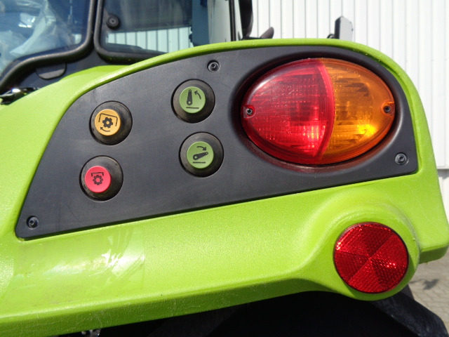 Locação de Claas Arion 430 Claas Arion 430: foto 6
