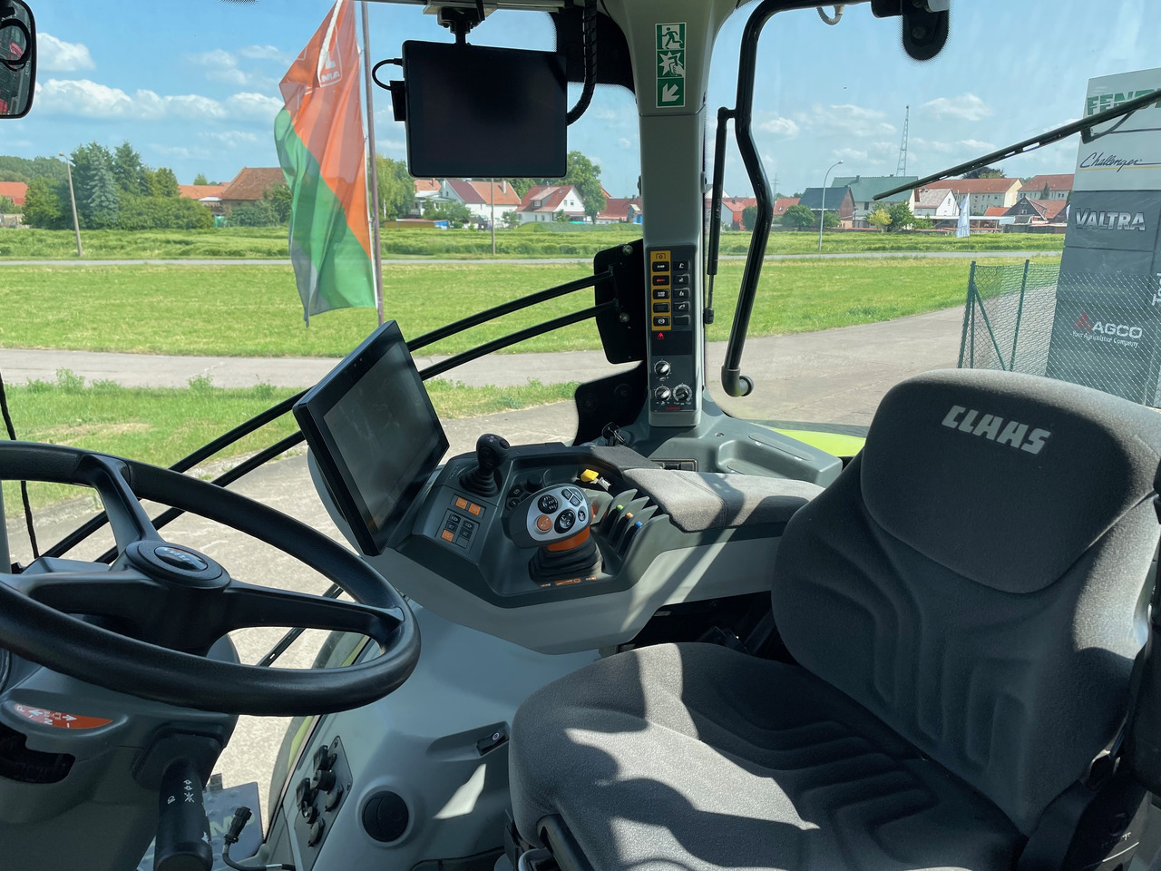 Claas Axion 870 CMATIC - Trator: foto 4 Claas Axion 870 CMATIC - Trator: foto 4
