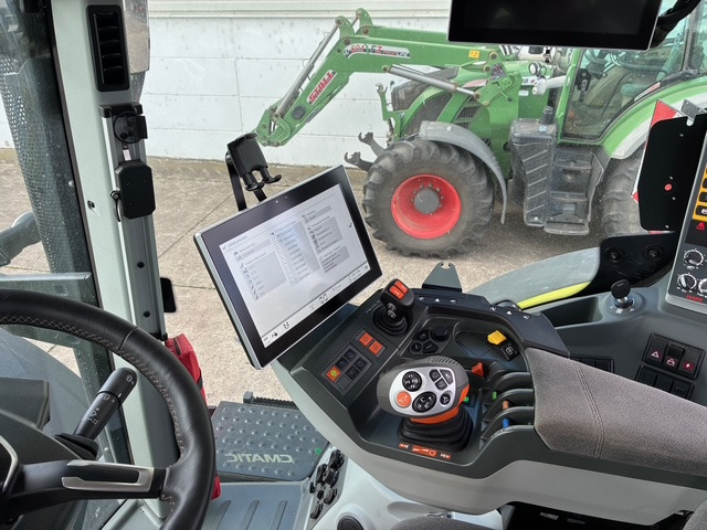 Claas Axion 870 CMATIC - Trator: foto 4 Claas Axion 870 CMATIC - Trator: foto 4