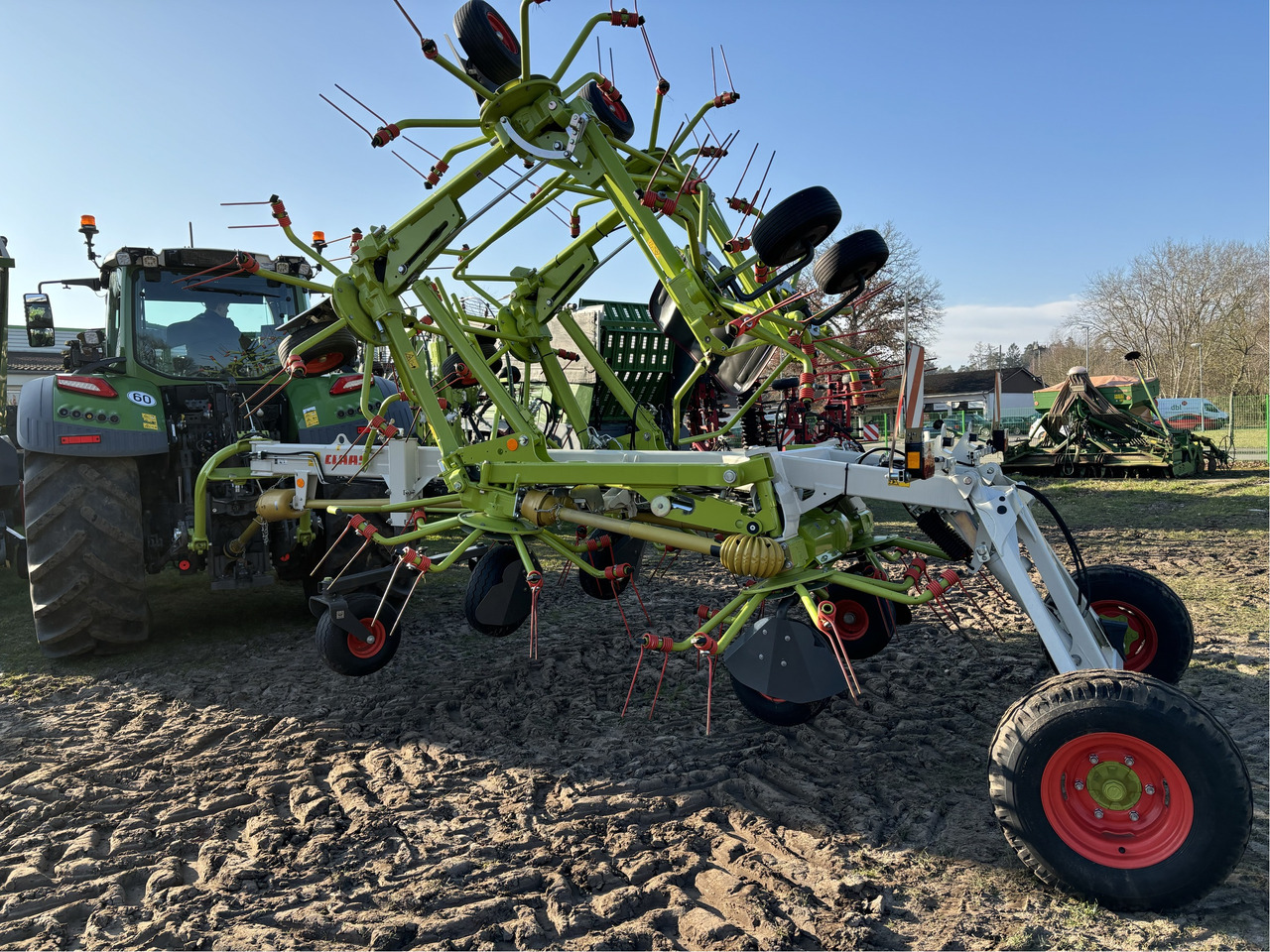 Claas Volto 1300 Wender - Ancinho enleirador: foto 4 Claas Volto 1300 Wender - Ancinho enleirador: foto 4