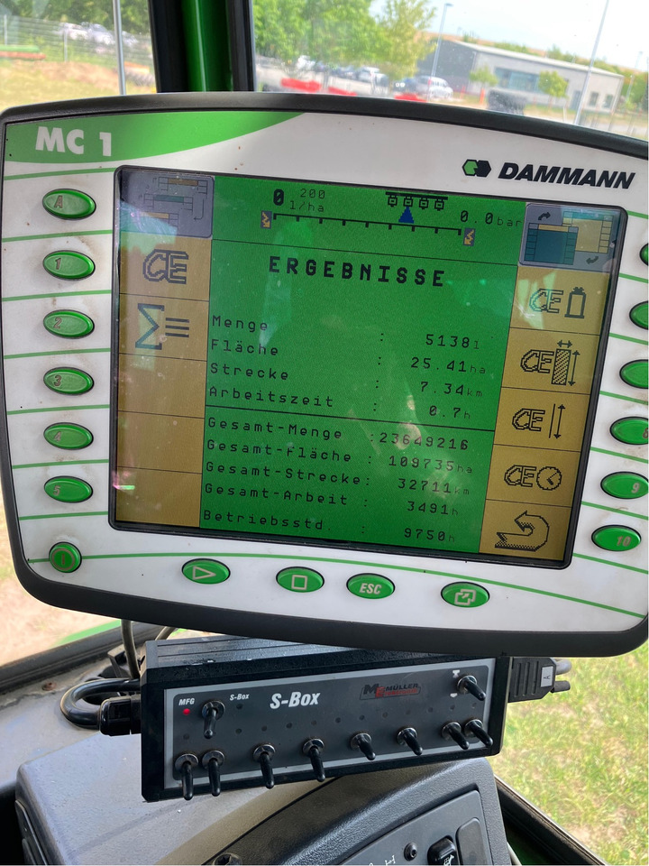 Dammann Damann Trac 5000 - Pulverizador automotor: foto 3 Dammann Damann Trac 5000 - Pulverizador automotor: foto 3