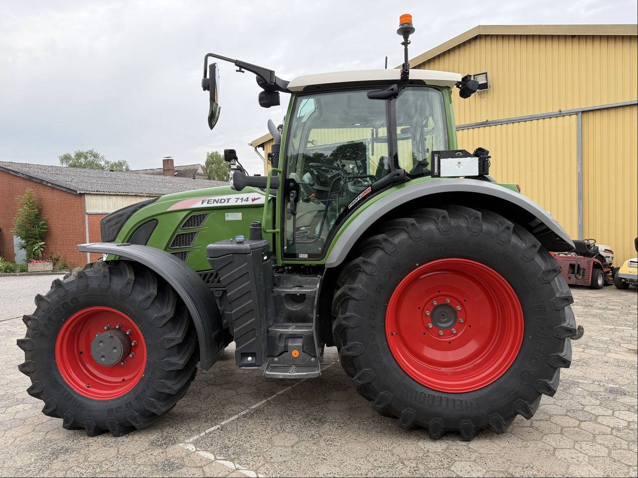 Fendt 714 Vario S4 ProfiPlus - Trator: foto 5 Fendt 714 Vario S4 ProfiPlus - Trator: foto 5
