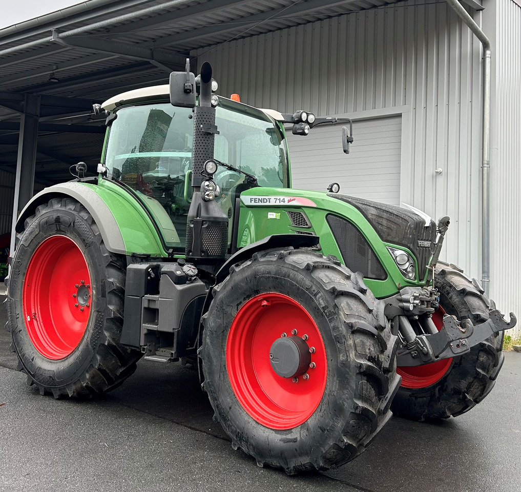 Fendt 714 Vario SCR Profi - Trator: foto 1 Fendt 714 Vario SCR Profi - Trator: foto 1