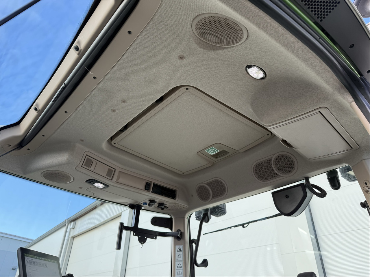 Fendt 724 Vario Gen6 ProfiPlus - Trator: foto 4 Fendt 724 Vario Gen6 ProfiPlus - Trator: foto 4