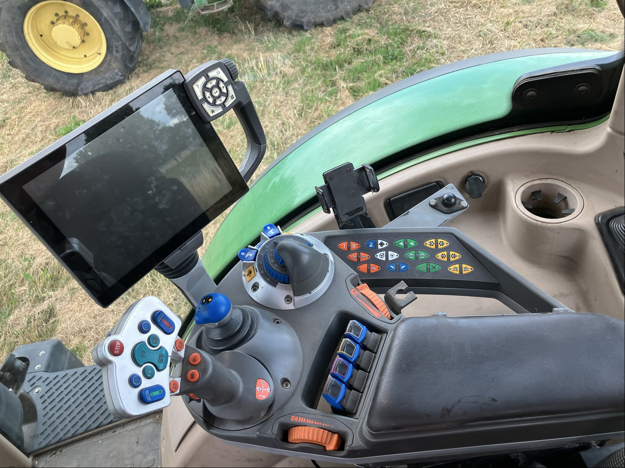 Fendt 724 Vario S4 - Trator: foto 3 Fendt 724 Vario S4 - Trator: foto 3