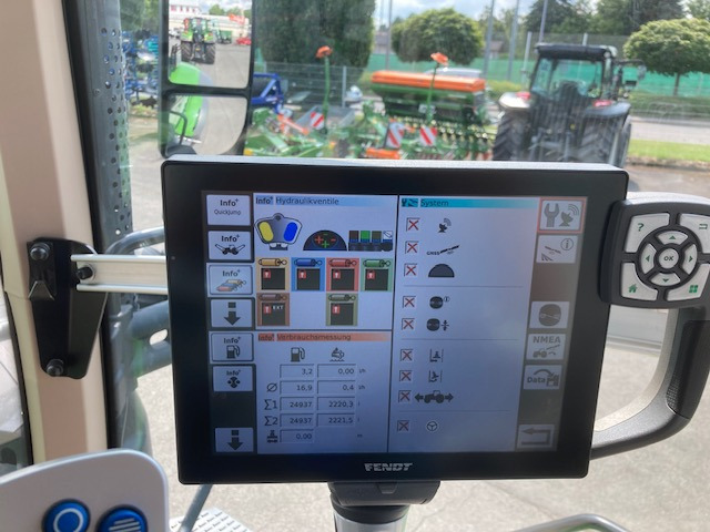Fendt 824 Vario S4 ProfiPlus - Trator: foto 3 Fendt 824 Vario S4 ProfiPlus - Trator: foto 3