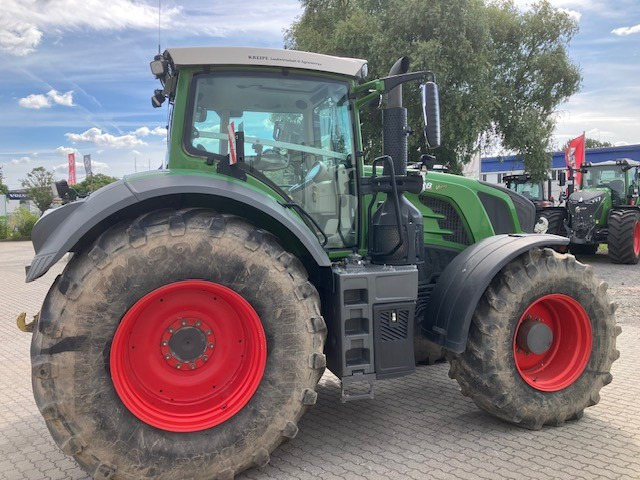 Trator Fendt 828 Vario S4 ProfiPlus: foto 8
