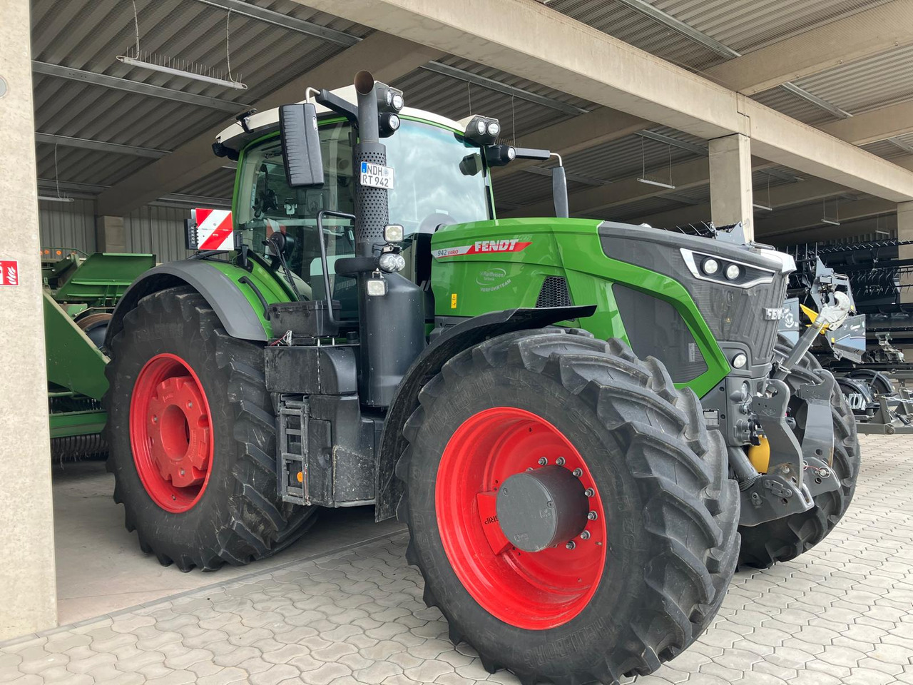 Fendt 942 Vario Gen7 Profi Setting2 - Trator: foto 1 Fendt 942 Vario Gen7 Profi Setting2 - Trator: foto 1