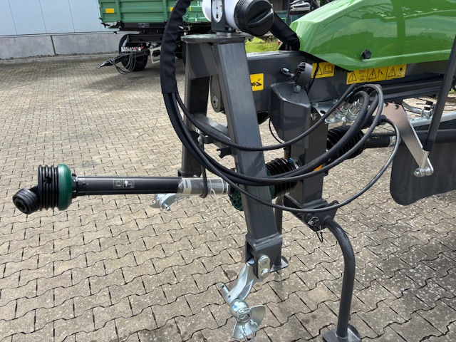 Fendt Former 860 C PRO - Ancinho enleirador: foto 4 Fendt Former 860 C PRO - Ancinho enleirador: foto 4