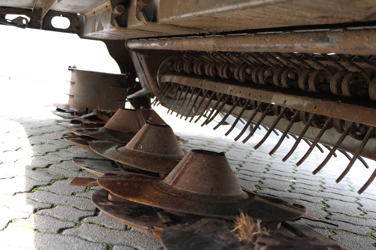 Fendt Slicer 360 FQ KC - Gadanheira: foto 4 Fendt Slicer 360 FQ KC - Gadanheira: foto 4