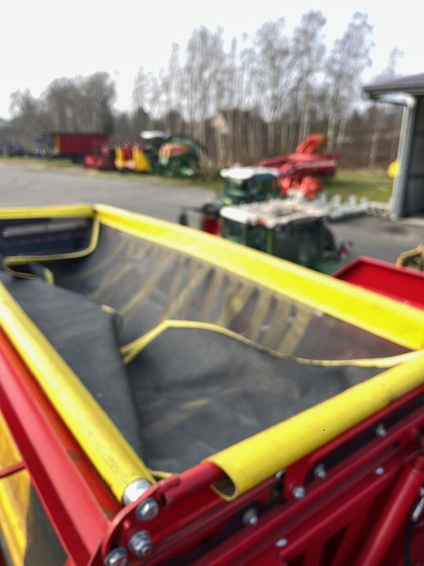 Grimme Kartoffelroder EVO 290 - Colheitadeira: foto 2 Grimme Kartoffelroder EVO 290 - Colheitadeira: foto 2