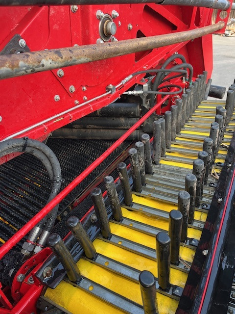 Grimme Kartoffelroder EVO 290 - Colheitadeira: foto 4 Grimme Kartoffelroder EVO 290 - Colheitadeira: foto 4