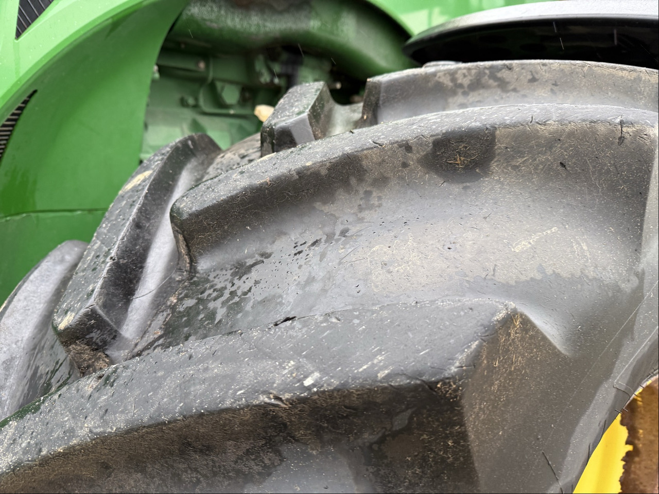 John Deere 8320 R E23 - Trator: foto 4 John Deere 8320 R E23 - Trator: foto 4