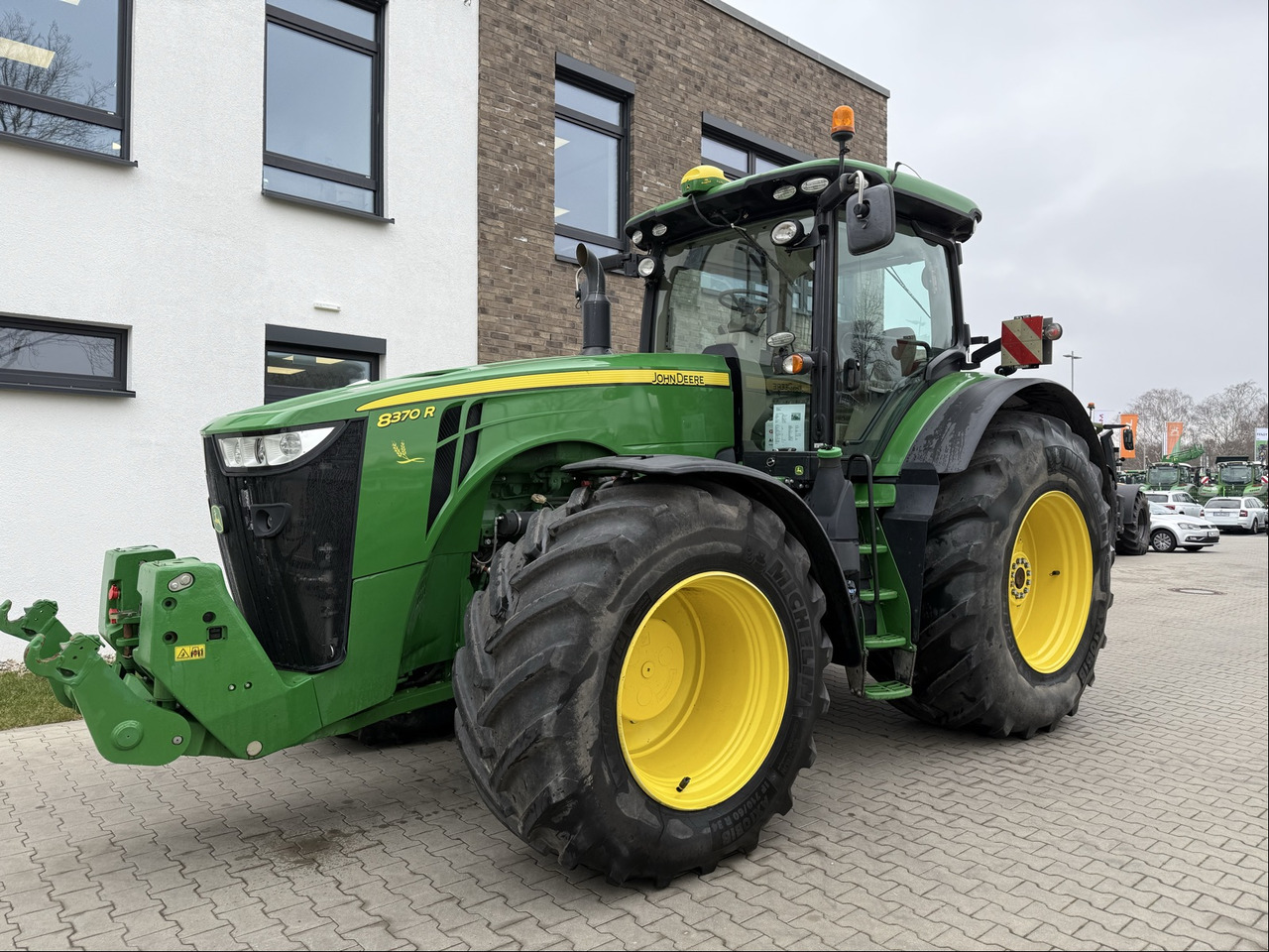 John Deere 8370 R - Trator: foto 1 John Deere 8370 R - Trator: foto 1