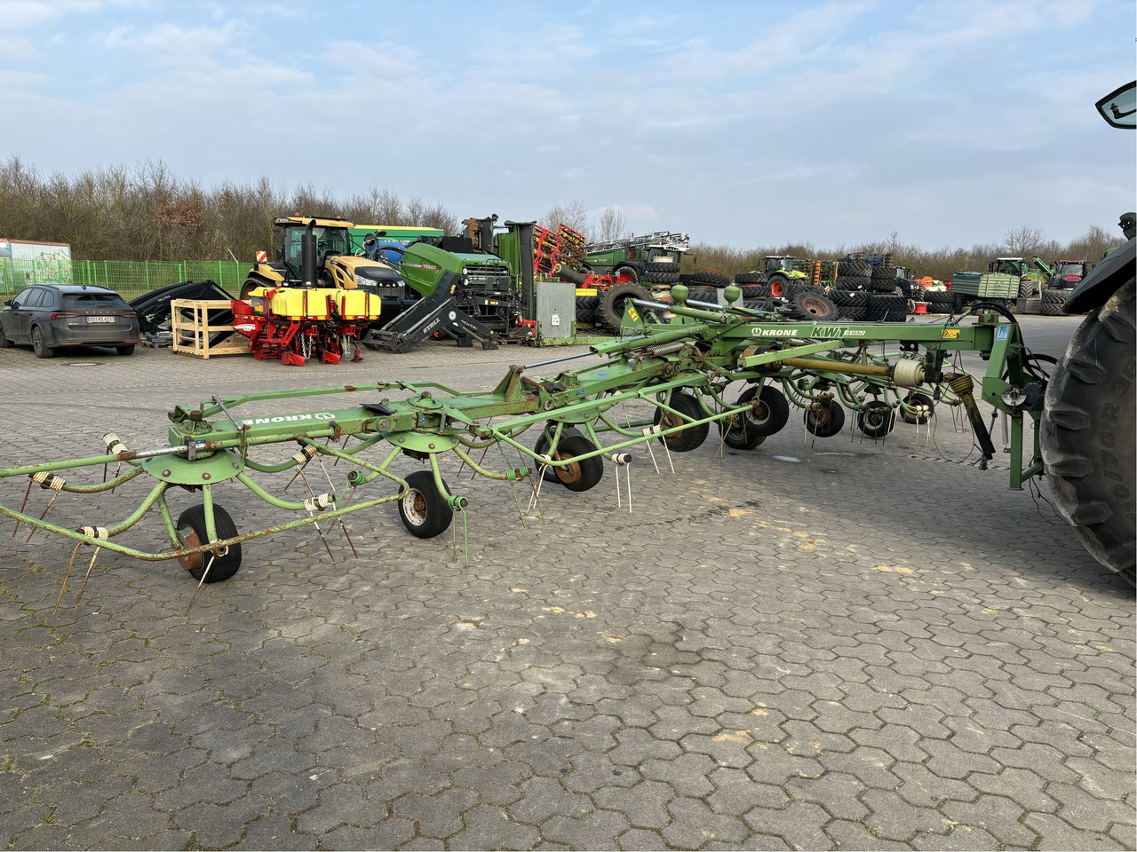 Krone KWT 10.50 / 8 x 7 Heuwender - Ancinho enleirador: foto 4 Krone KWT 10.50 / 8 x 7 Heuwender - Ancinho enleirador: foto 4
