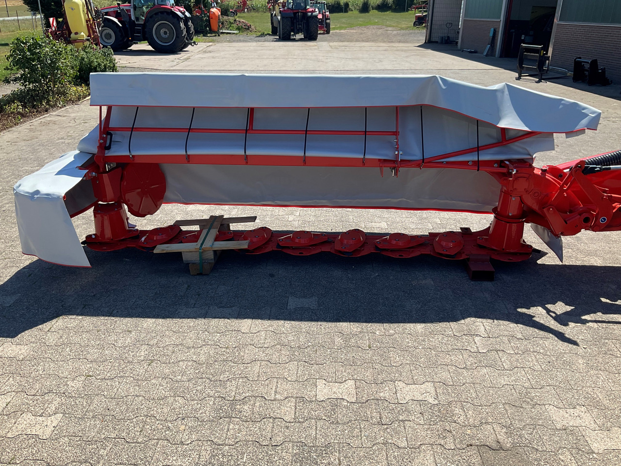 Kuhn GMD 355-FF Scheibenmähwerke - Gadanheira: foto 3 Kuhn GMD 355-FF Scheibenmähwerke - Gadanheira: foto 3