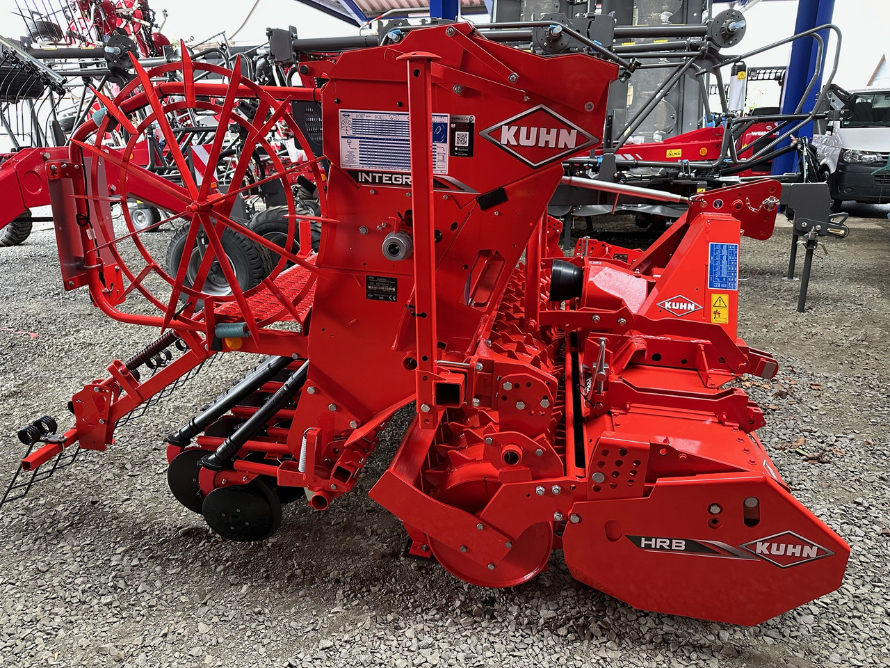 Kuhn Integra 3003 24 SD - Semeadeira: foto 2 Kuhn Integra 3003 24 SD - Semeadeira: foto 2