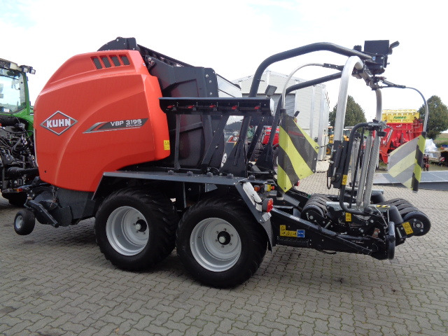 Máquina para produção de feno Kuhn VBP 3195 OC23 Press-Wickelkomb: foto 10