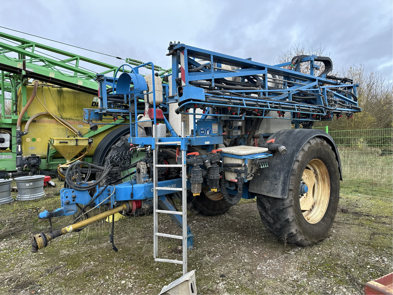 Lemken Anhängespritze 30/27 - Pulverizador montado: foto 1 Lemken Anhängespritze 30/27 - Pulverizador montado: foto 1