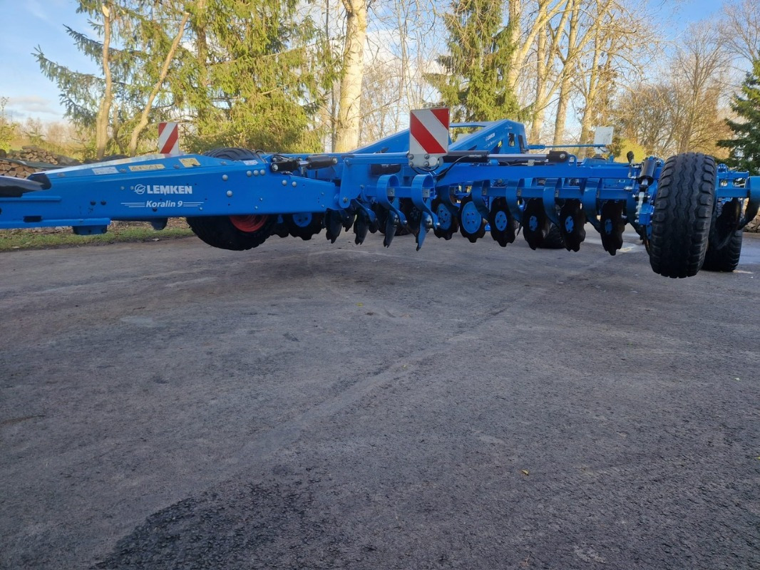 Lemken Koralin 9 - Flachgrubber - Cultivador: foto 5 Lemken Koralin 9 - Flachgrubber - Cultivador: foto 5
