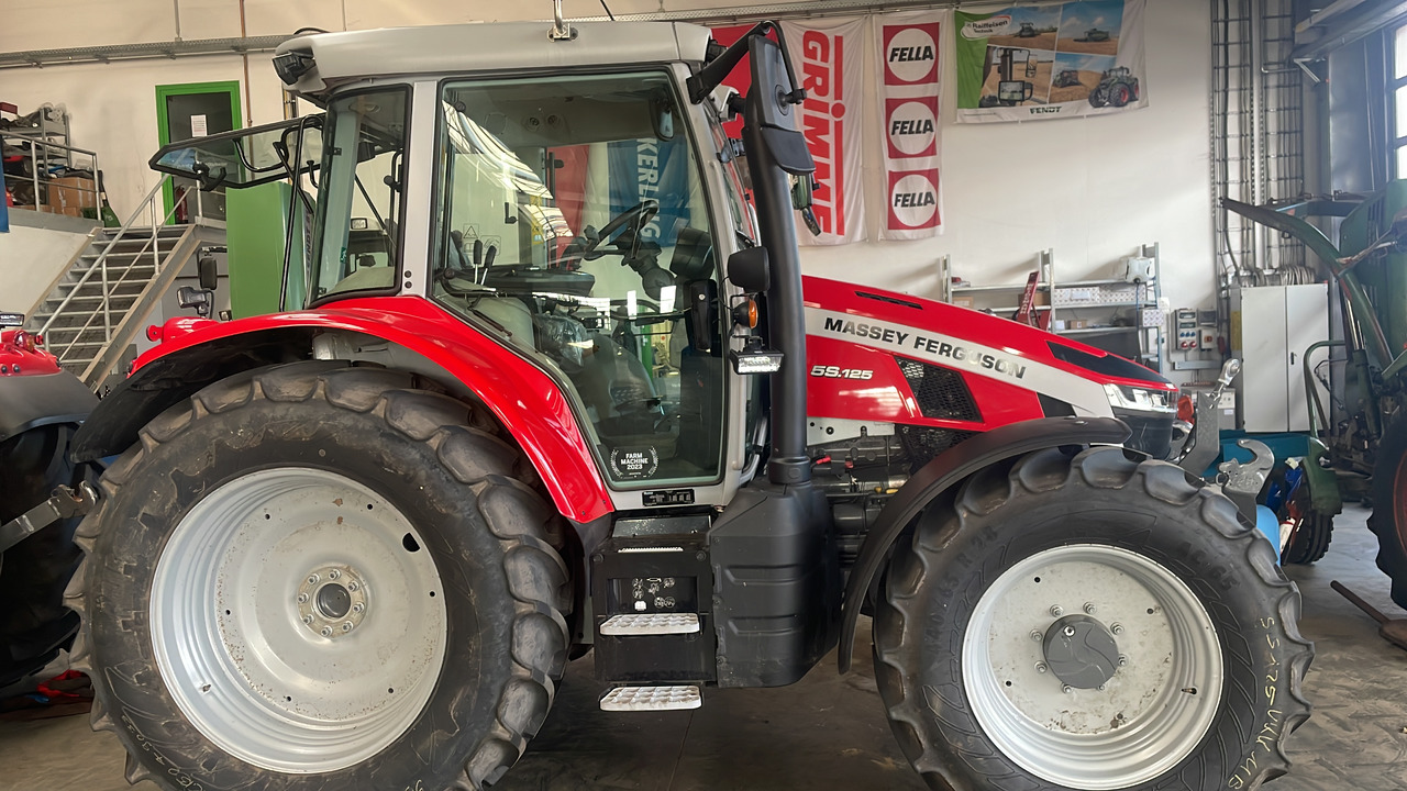Massey Ferguson 5S.125 Dyna-6 EFFICIENT - Trator: foto 1 Massey Ferguson 5S.125 Dyna-6 EFFICIENT - Trator: foto 1