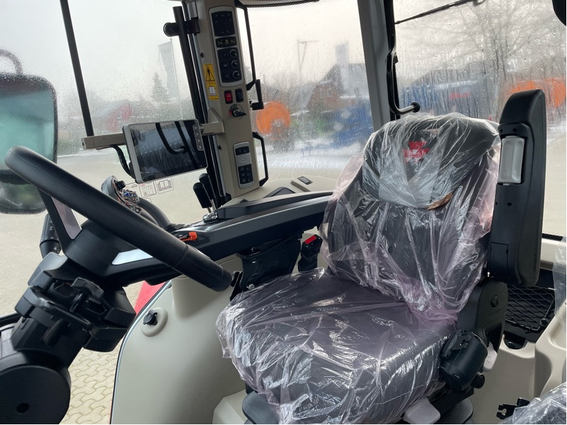 Massey Ferguson 6S.135 Dyna-VT EFFICIENT - Trator: foto 3 Massey Ferguson 6S.135 Dyna-VT EFFICIENT - Trator: foto 3