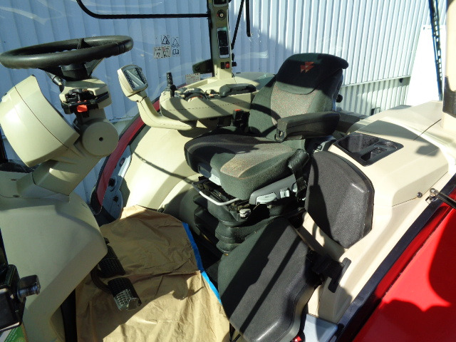 Massey Ferguson 8737 DVT Exclusive - Trator: foto 5 Massey Ferguson 8737 DVT Exclusive - Trator: foto 5