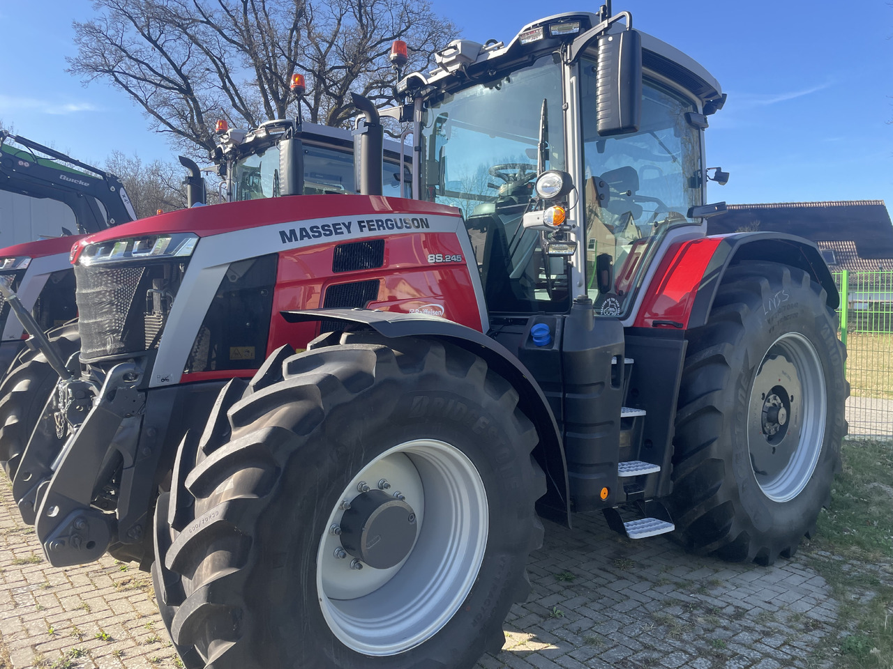 Massey Ferguson 8S.245 Dyna-VT EXCLUSIVE - Trator: foto 1 Massey Ferguson 8S.245 Dyna-VT EXCLUSIVE - Trator: foto 1