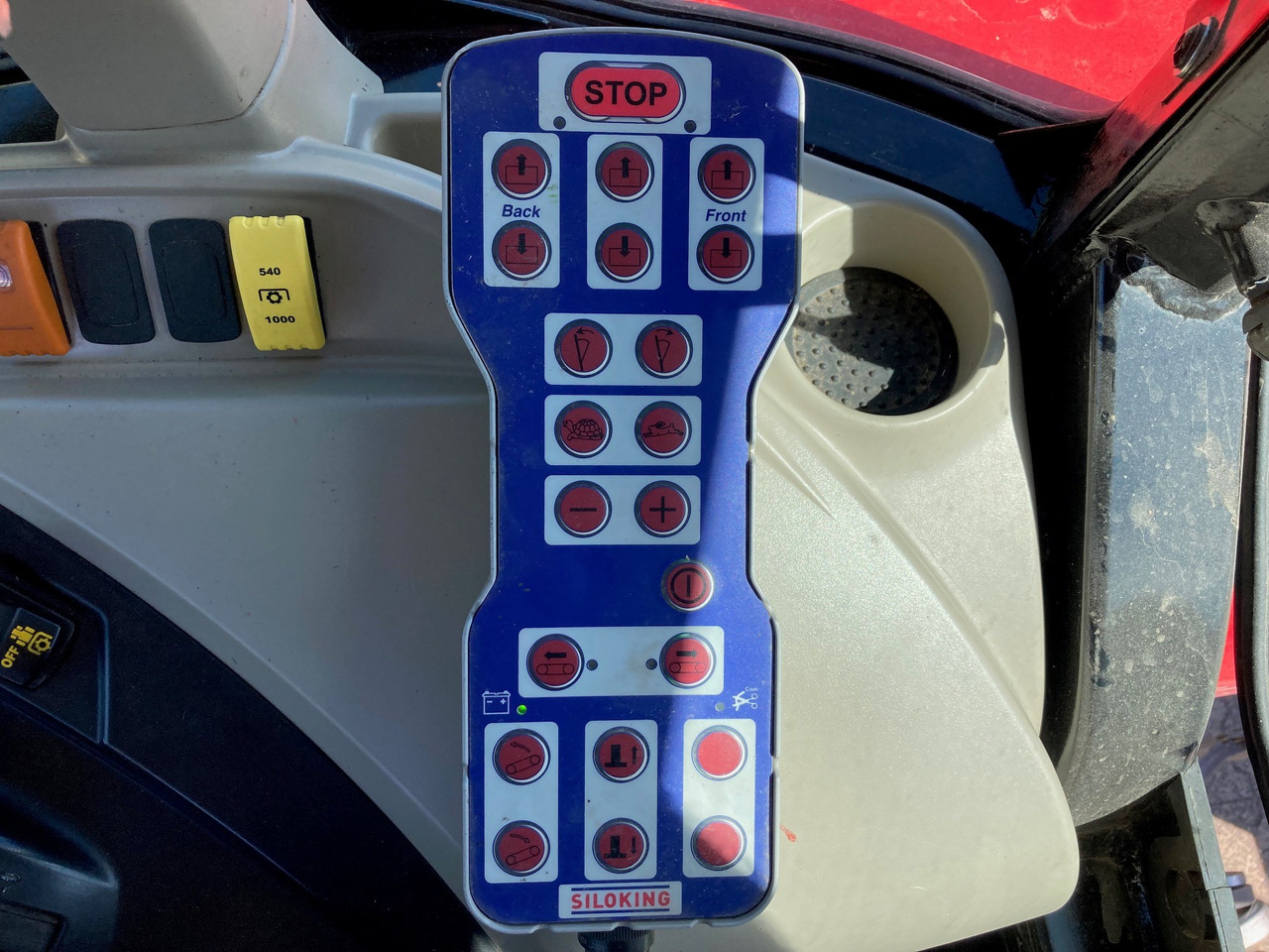 Mayer Siloking TrailedLine Classic Duo 14-T - Misturadora Alimentadora: foto 2 Mayer Siloking TrailedLine Classic Duo 14-T - Misturadora Alimentadora: foto 2