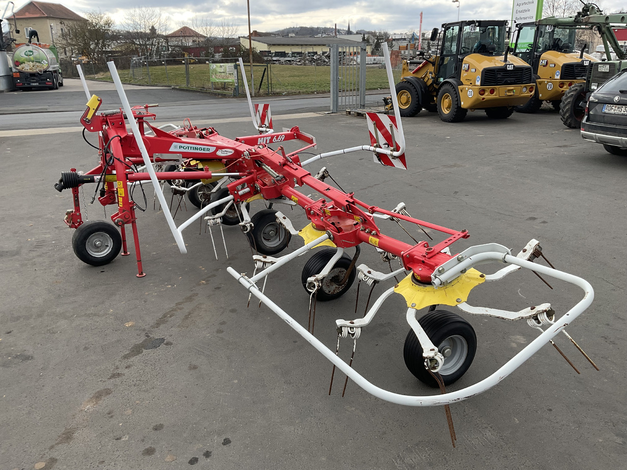 Pöttinger 6.69 Hit - Ancinho enleirador: foto 1 Pöttinger 6.69 Hit - Ancinho enleirador: foto 1