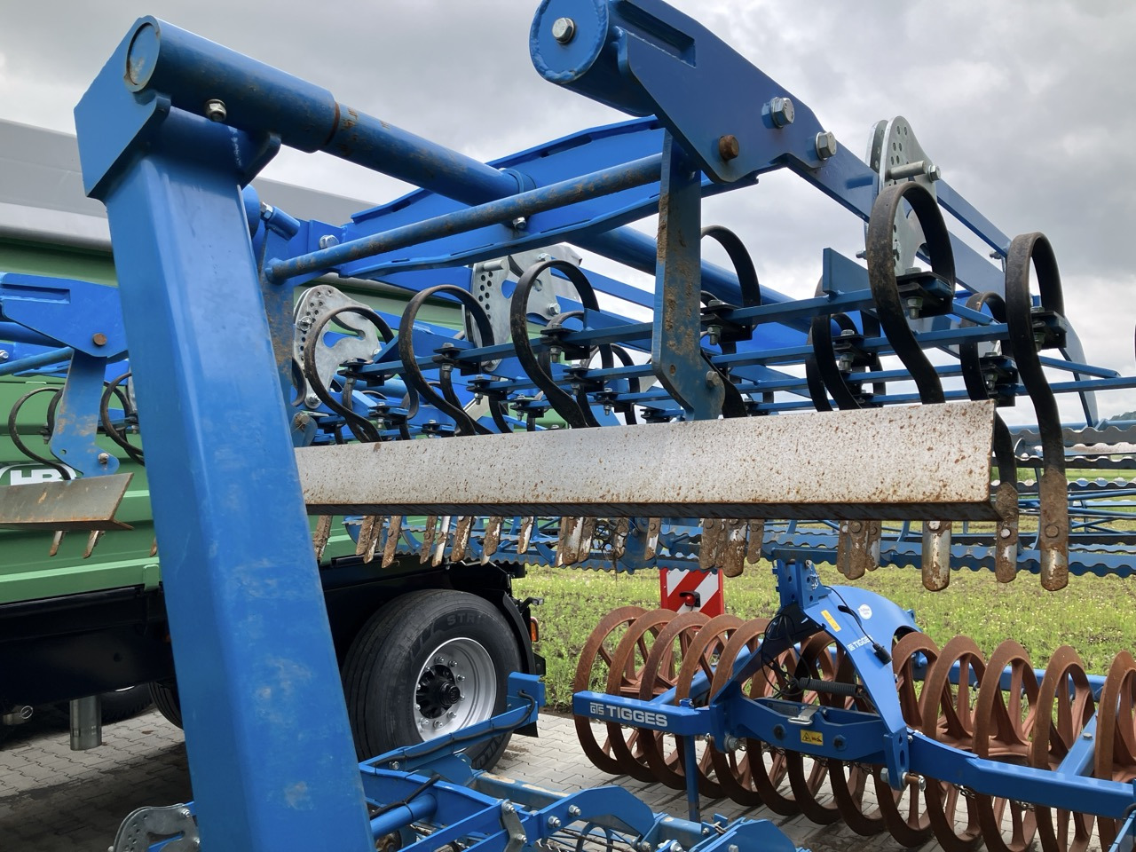 Tigges Saatbettkombi 6m hydr. - Grade: foto 3 Tigges Saatbettkombi 6m hydr. - Grade: foto 3