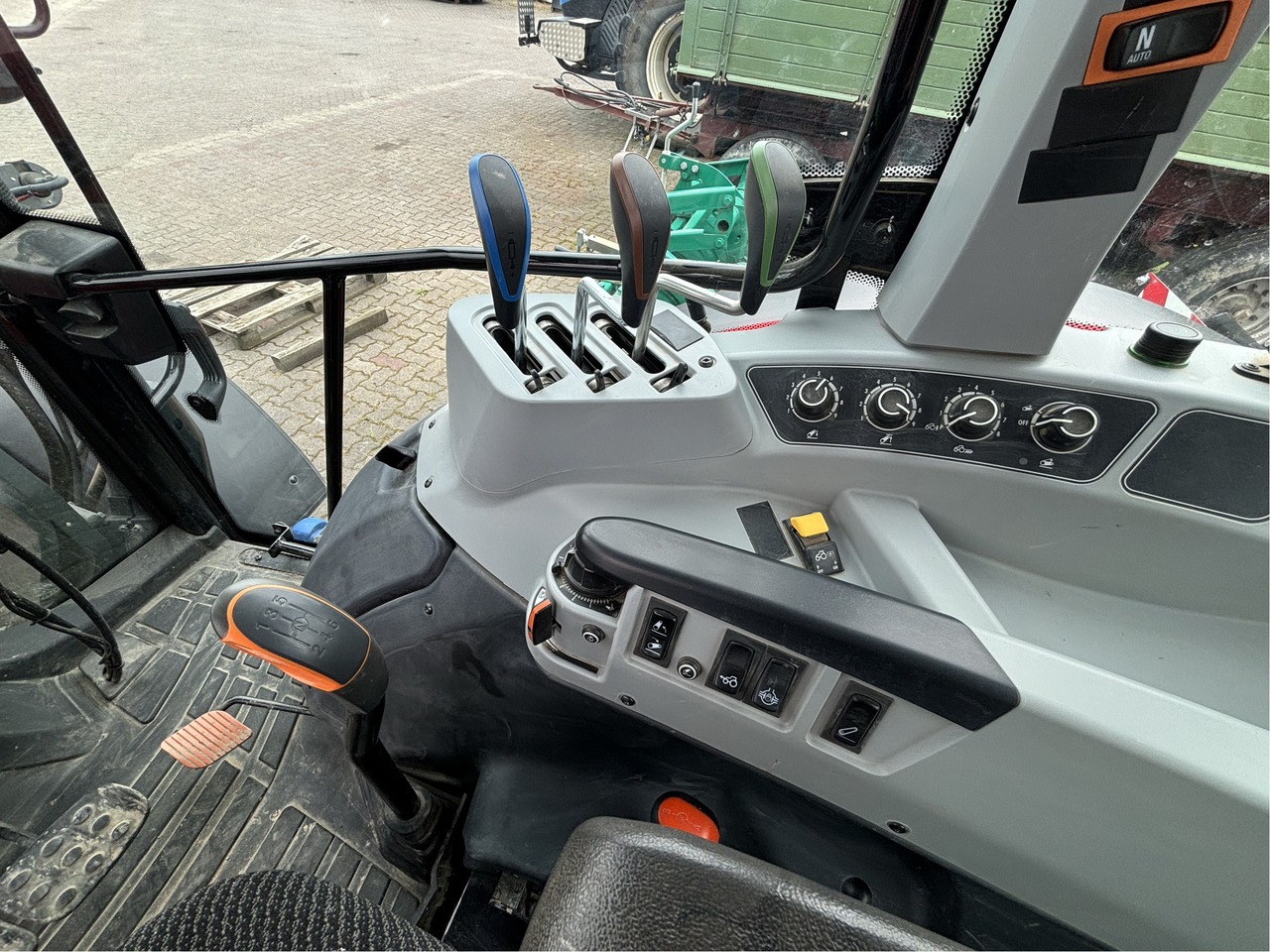 Trator Valtra A 95: foto 10