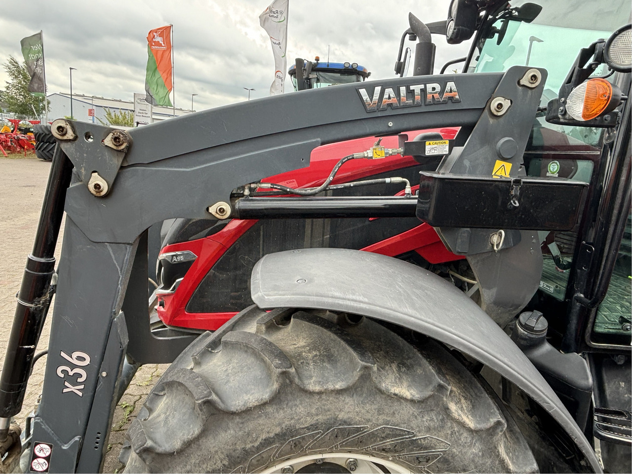Trator Valtra A 95: foto 6