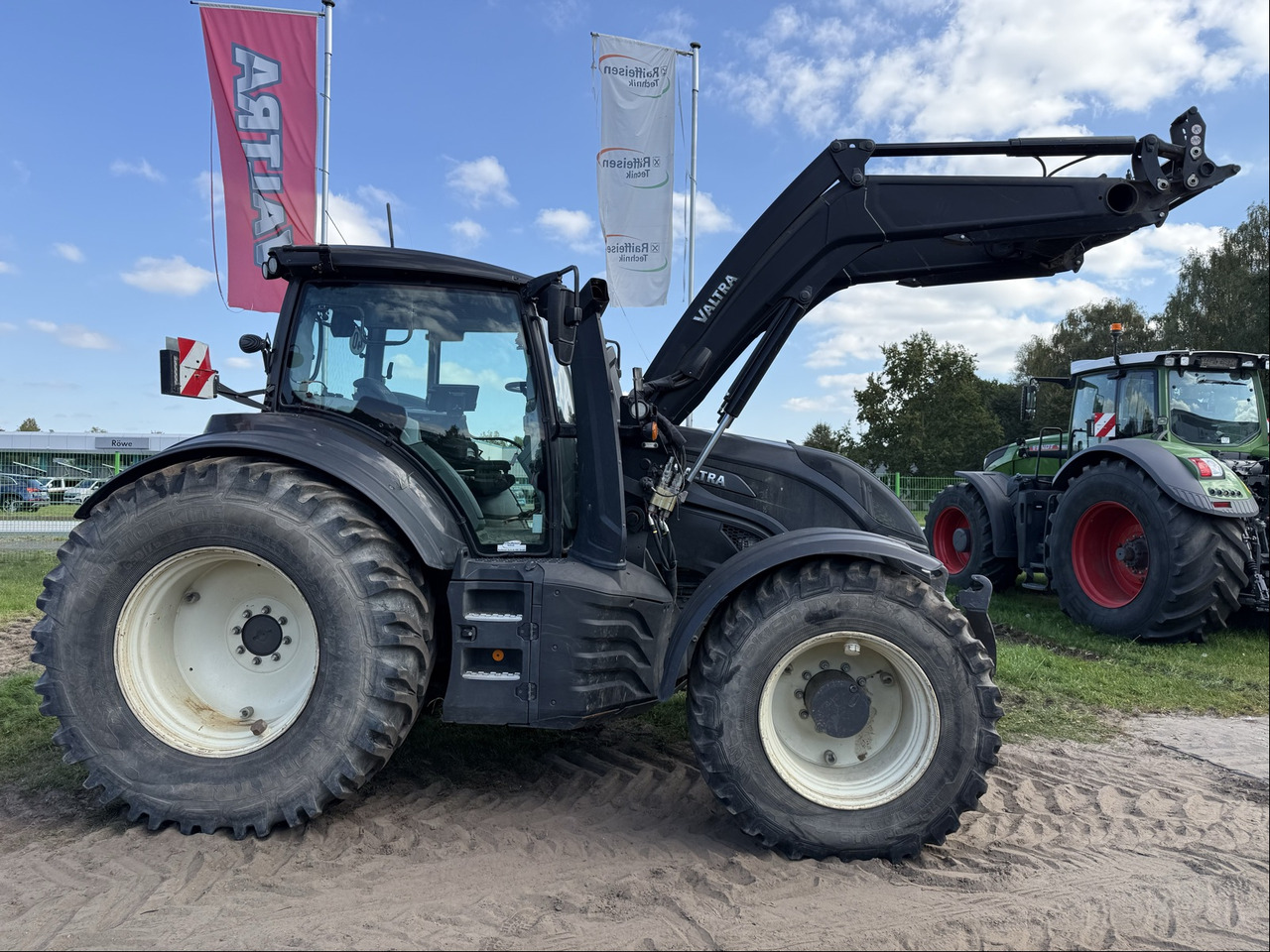 Valtra T 254 Versu - Trator: foto 5 Valtra T 254 Versu - Trator: foto 5