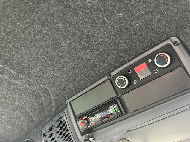 Locação de Valtra T235 V 2A1 Valtra T235 V 2A1: foto 12