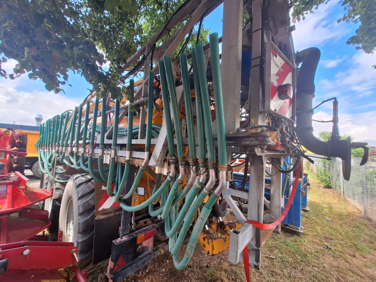 Veenhuis SP25000 - Equipamento de fertilização: foto 2 Veenhuis SP25000 - Equipamento de fertilização: foto 2