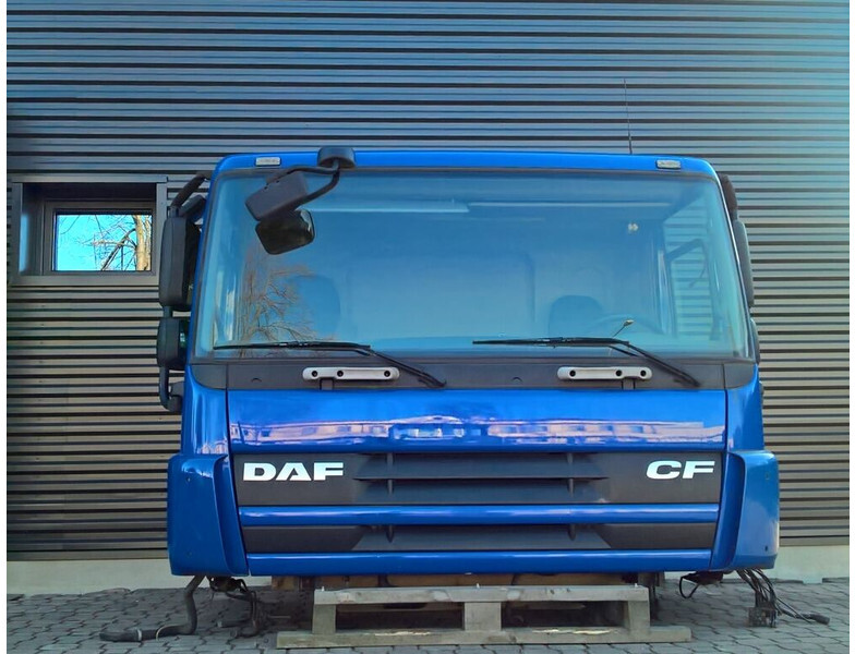 DAF CF65 CF75 CF85 Euro 5 - Cabine e interior de Caminhão: foto 3 DAF CF65 CF75 CF85 Euro 5 - Cabine e interior de Caminhão: foto 3