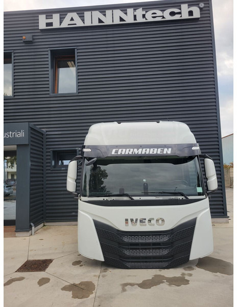 Cabine e interior de Caminhão Iveco S-WAY: foto 11