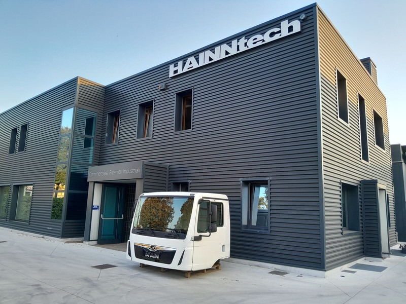 MAN DAY CAB - Cabine e interior de Caminhão: foto 1 MAN DAY CAB - Cabine e interior de Caminhão: foto 1