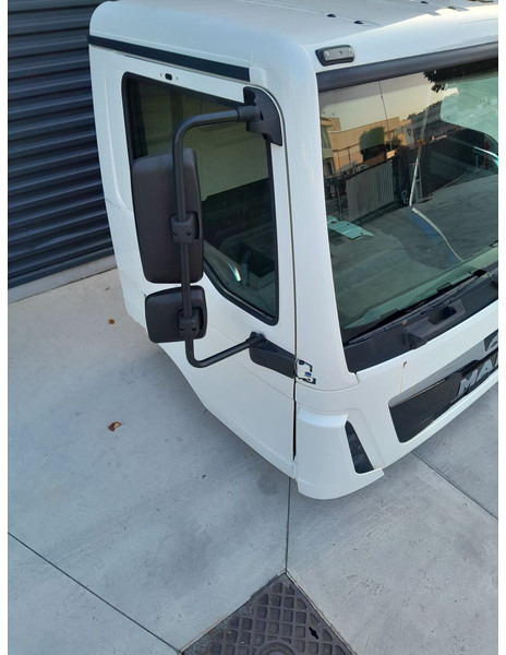 Cabine e interior de Caminhão MAN TGM - TGL Euro 6: foto 8