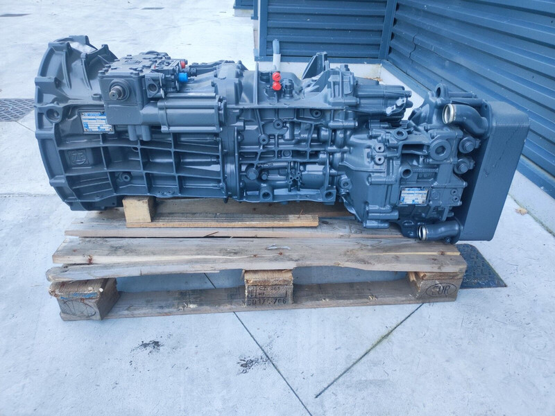 ZF 16S 1620 1820 1821 1823 TO - Caixa de câmbio de Caminhão: foto 1 ZF 16S 1620 1820 1821 1823 TO - Caixa de câmbio de Caminhão: foto 1