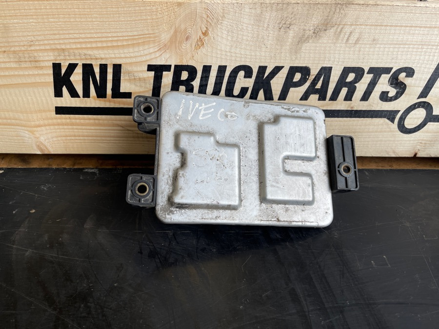 IVECO ECU CONTROL UNIT 504280977 - Sistema elétrico de Caminhão: foto 2 IVECO ECU CONTROL UNIT 504280977 - Sistema elétrico de Caminhão: foto 2