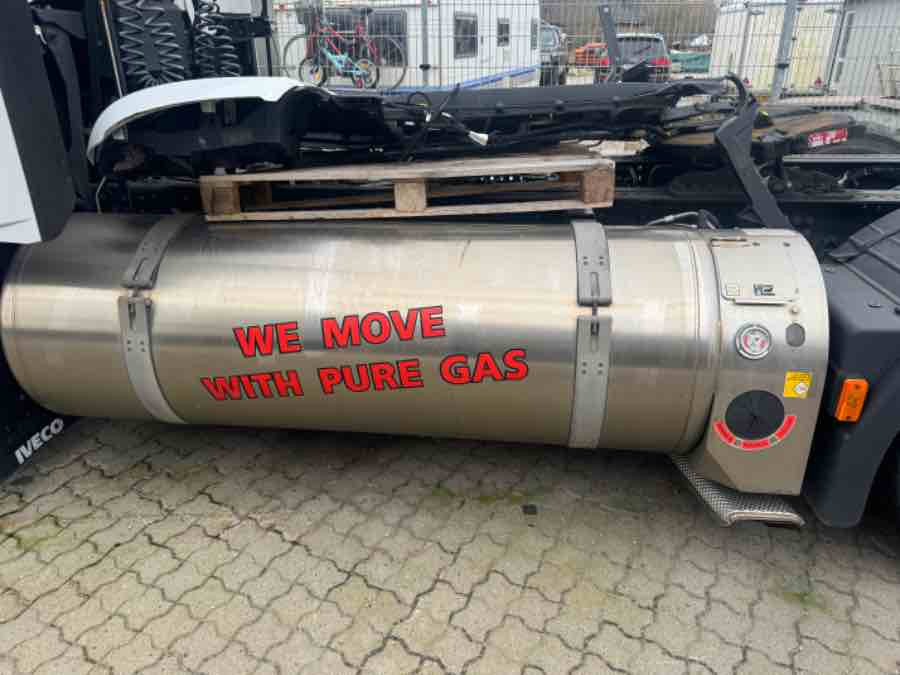 IVECO GAS / LNG SYSTEM TANK 5802695663 - Fornecimento de combustível de Caminhão: foto 2 IVECO GAS / LNG SYSTEM TANK 5802695663 - Fornecimento de combustível de Caminhão: foto 2