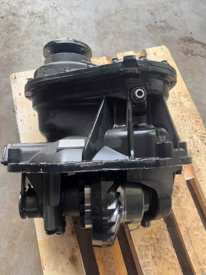 MAN DIFF HPD-1382 - 6.824 // 81.35600-6554 - Diferencial de Caminhão: foto 3 MAN DIFF HPD-1382 - 6.824 // 81.35600-6554 - Diferencial de Caminhão: foto 3