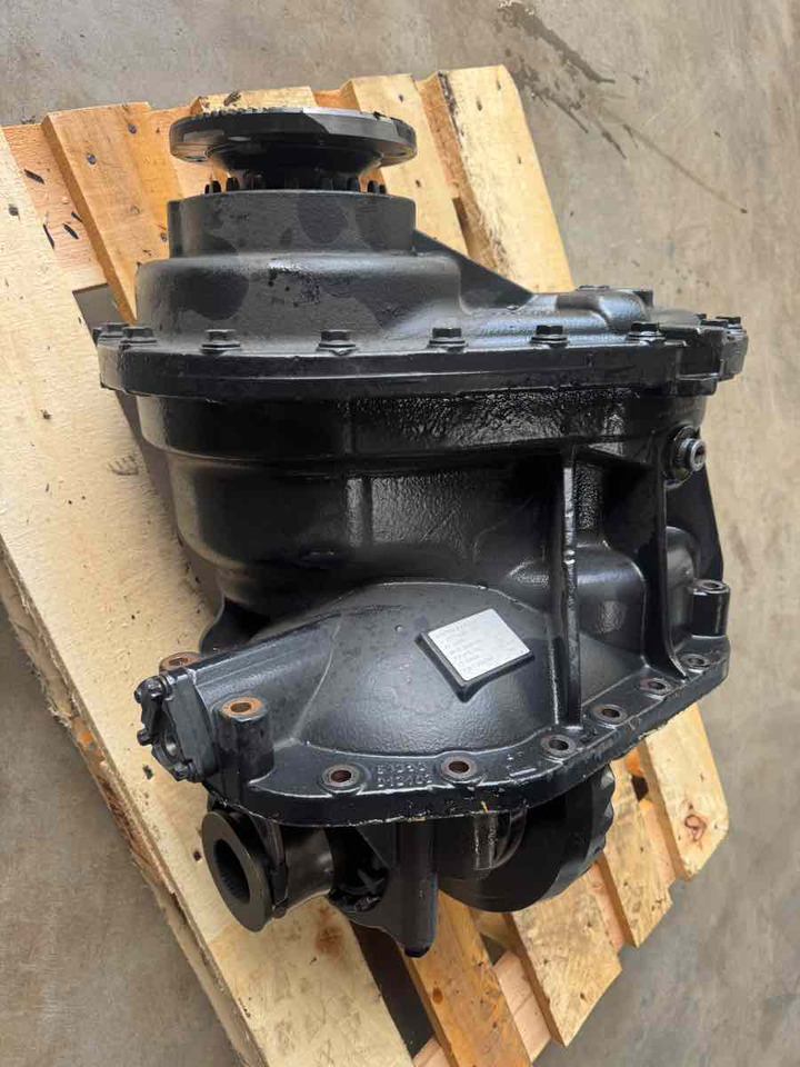 MAN DIFF HPD-1382 - 6.824 // 81.35600-6554 - Diferencial de Caminhão: foto 4 MAN DIFF HPD-1382 - 6.824 // 81.35600-6554 - Diferencial de Caminhão: foto 4