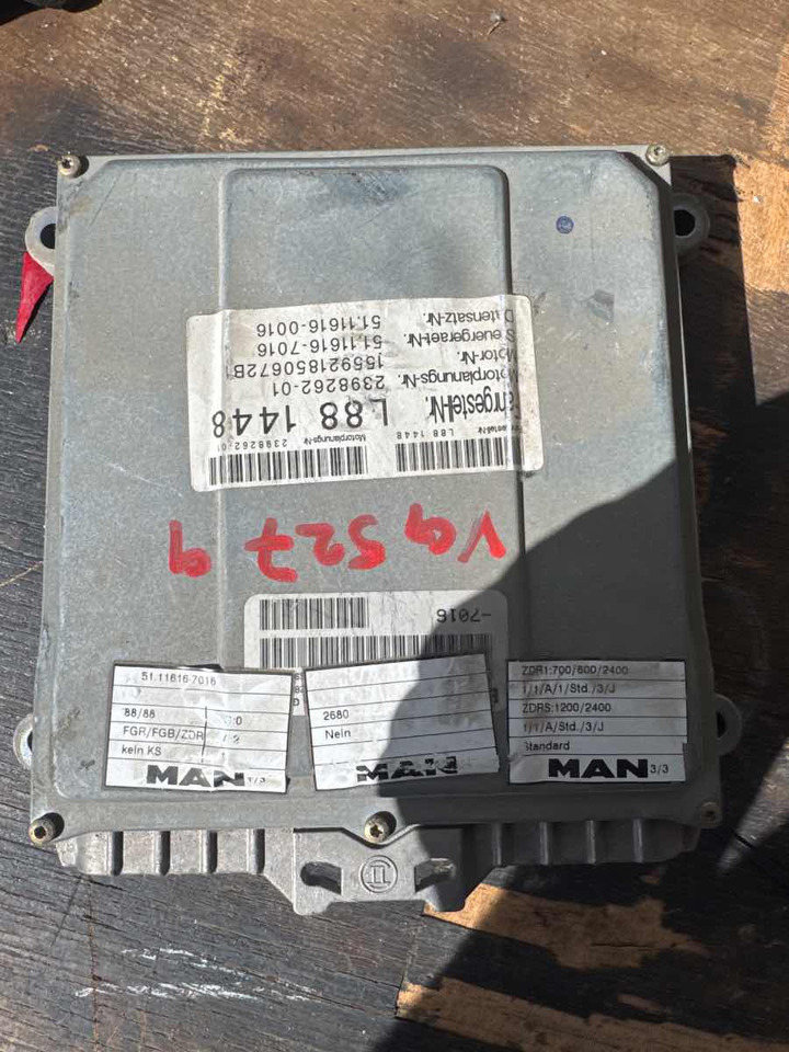 MAN ECU 51.11616-7016 - Sistema elétrico de Caminhão: foto 2 MAN ECU 51.11616-7016 - Sistema elétrico de Caminhão: foto 2
