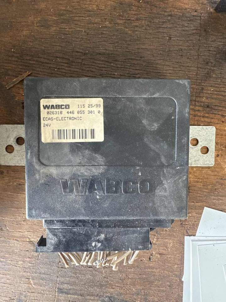 MAN ECU ECAS 81.25935-6713 - Sistema elétrico de Caminhão: foto 1 MAN ECU ECAS 81.25935-6713 - Sistema elétrico de Caminhão: foto 1