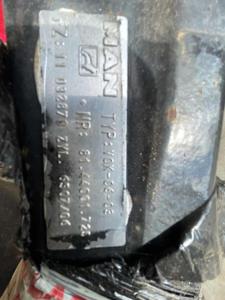 MAN FRONT AXLE VOK-06 // 81.44101-0183 - Eixo e peças de Caminhão: foto 2 MAN FRONT AXLE VOK-06 // 81.44101-0183 - Eixo e peças de Caminhão: foto 2