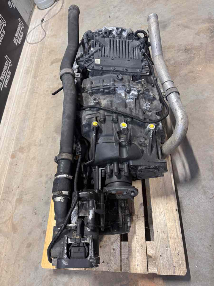 MAN GEARBOX 12AS2131 TD+IT3 // 81.32004-6388 - Caixa de câmbio de Caminhão: foto 2 MAN GEARBOX 12AS2131 TD+IT3 // 81.32004-6388 - Caixa de câmbio de Caminhão: foto 2