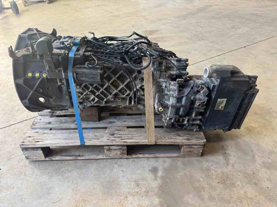 MAN GEARBOX 16S2221 TD RETRADER // 81.32004-6017 - Caixa de câmbio de Caminhão: foto 2 MAN GEARBOX 16S2221 TD RETRADER // 81.32004-6017 - Caixa de câmbio de Caminhão: foto 2